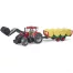 Tractor con remolque y bolas de paja de juguete marca bruder